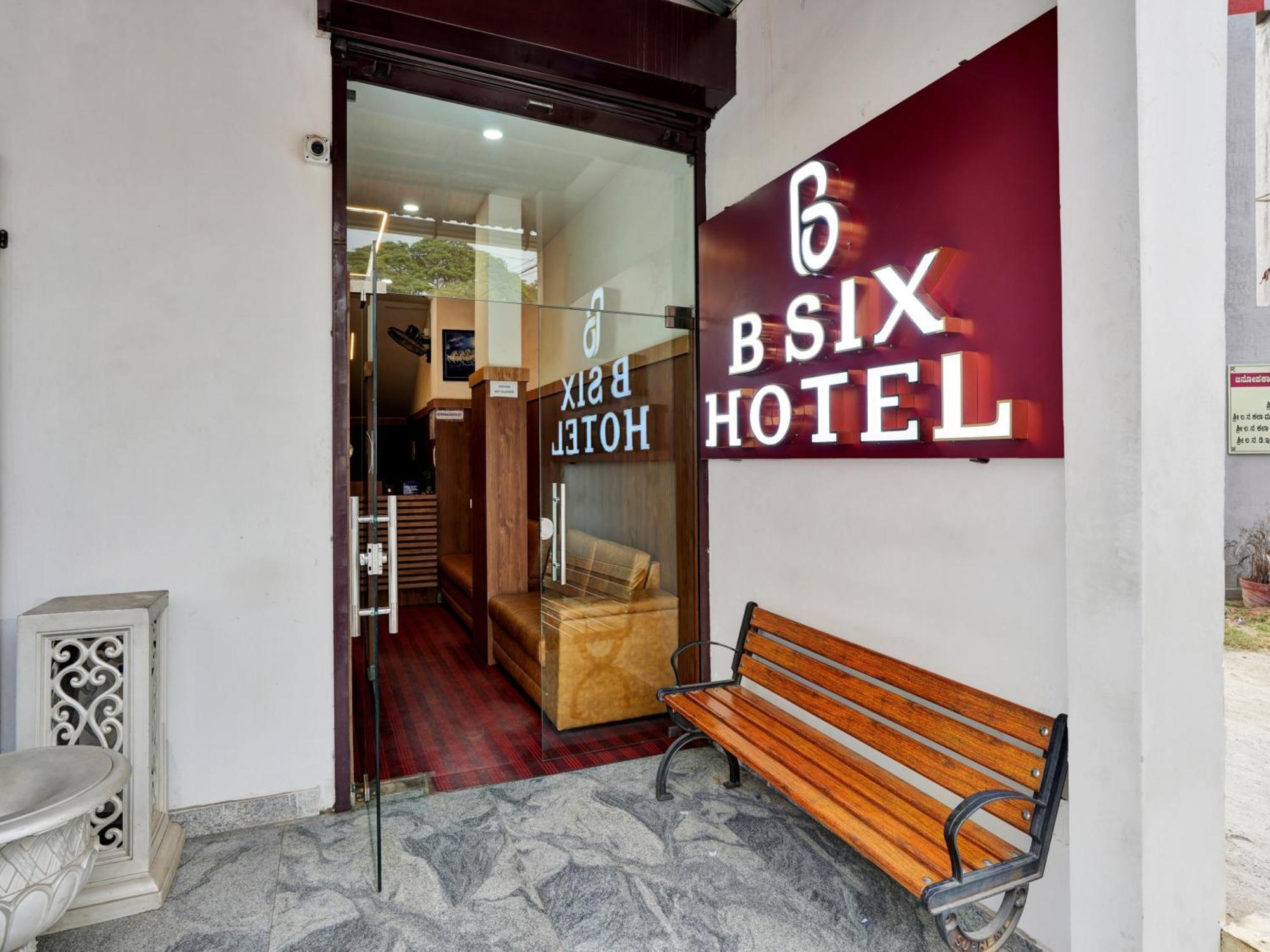 B Six Hotel Bangalore Exterior foto